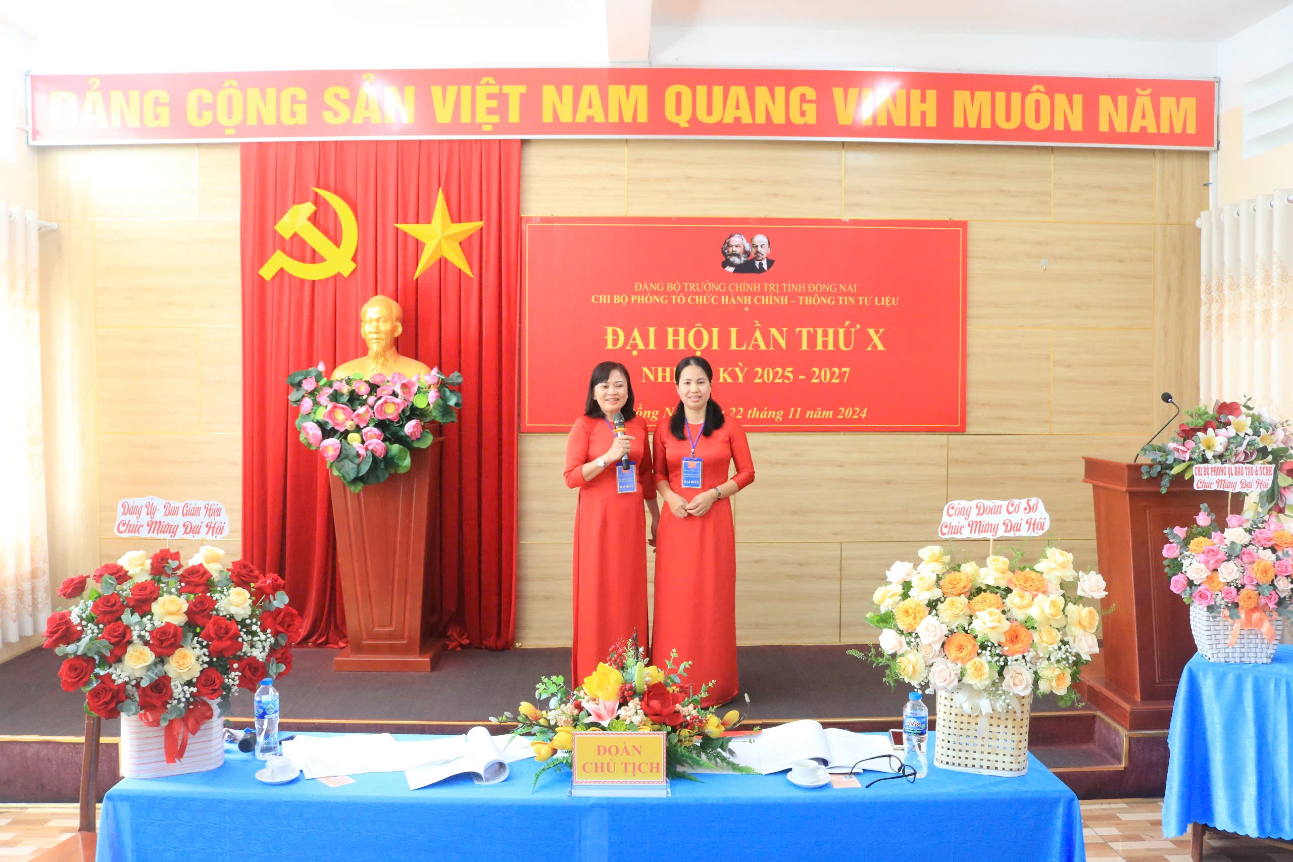 chi bộ hc 3.jpg